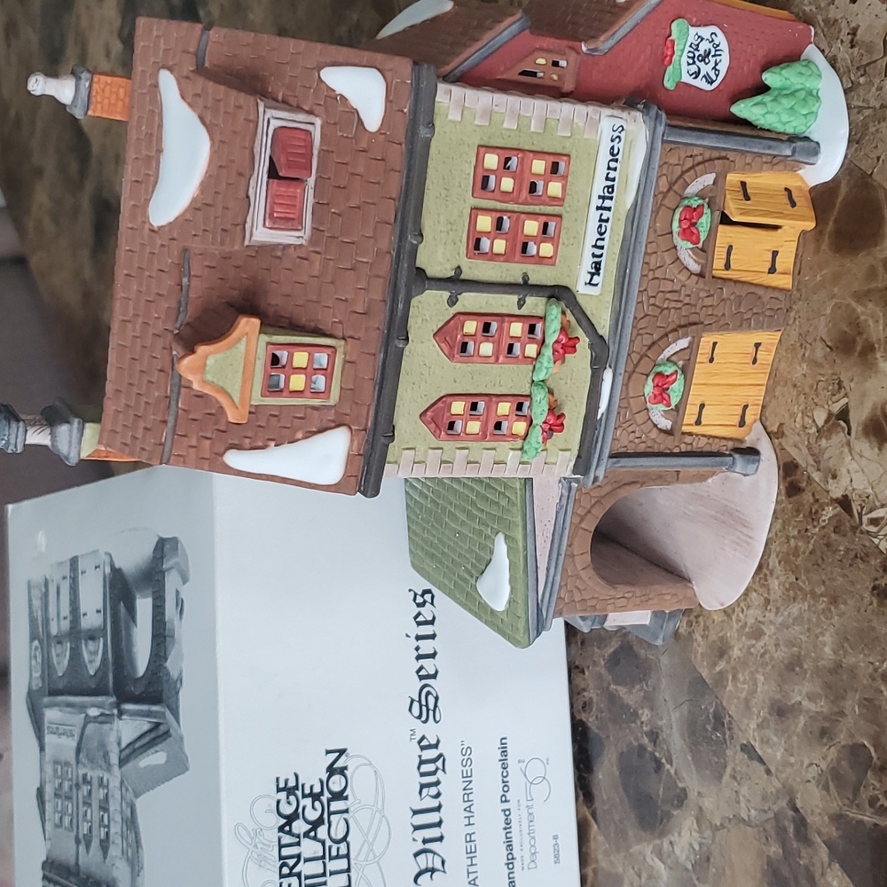Heritage Village Collection Hather Harness